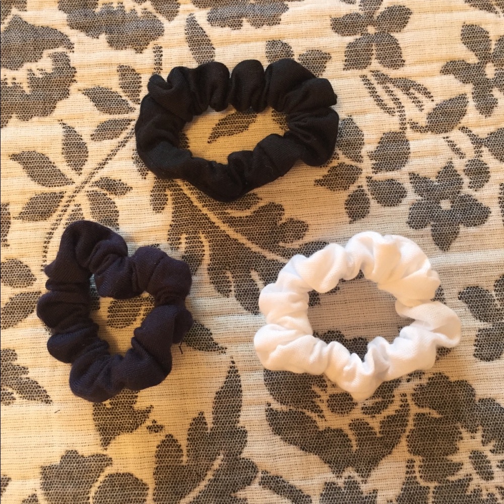 THREE Scrunchies